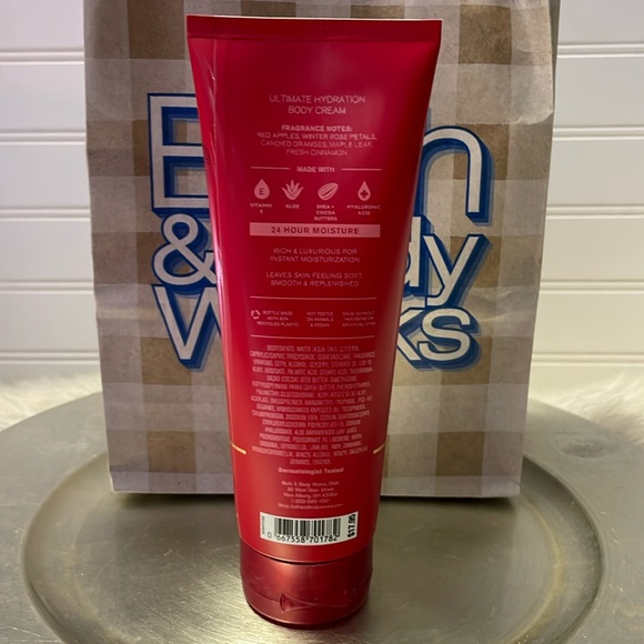 Bath & Body Works Winter Candy Apple Body Cream- 8 oz Bottle - Picture 4 of 11